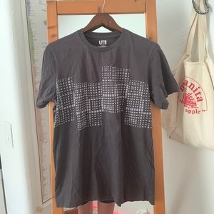 Uniqlo Graphic Tee
